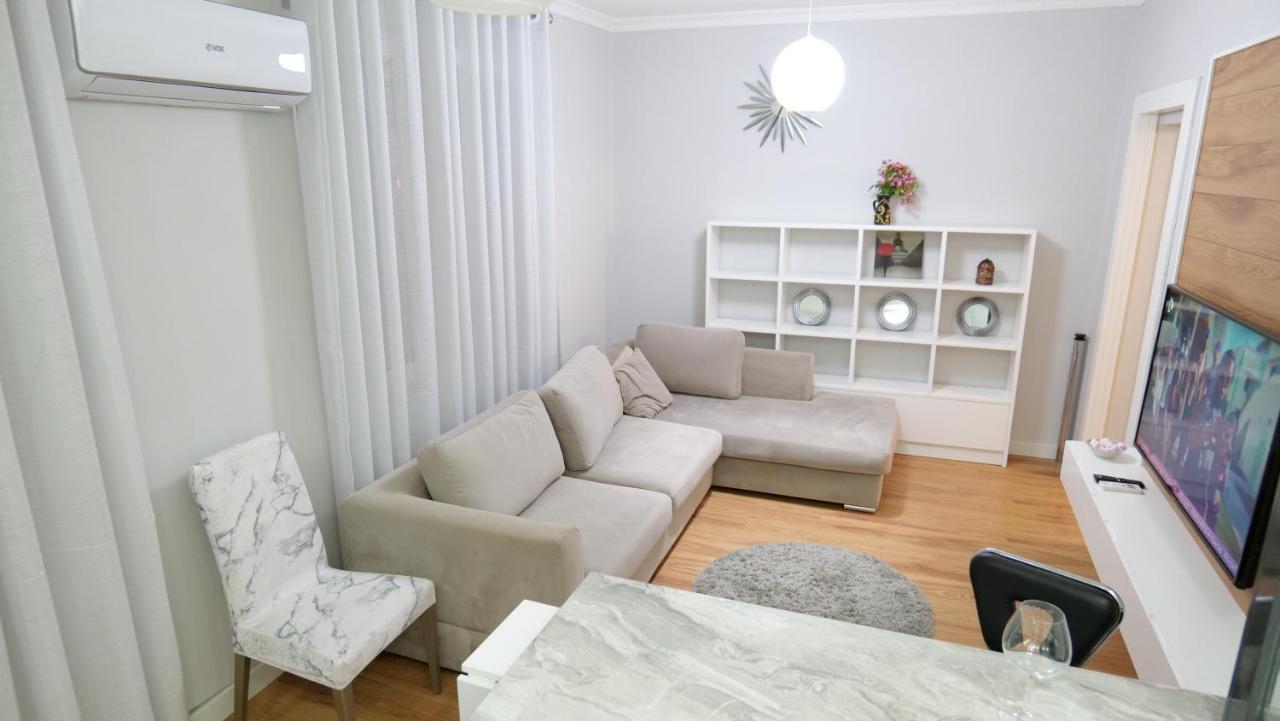 City Center Apartment Niko 04 Tiranë Luaran gambar