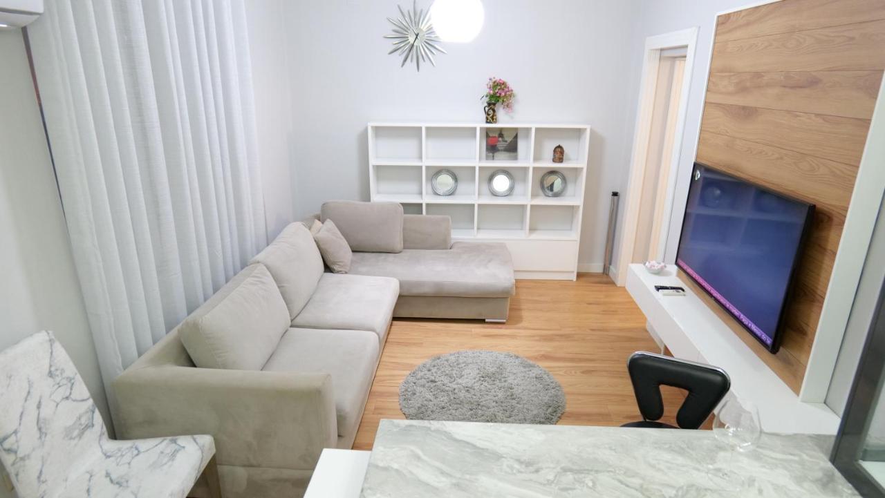 City Center Apartment Niko 04 Tiranë Luaran gambar