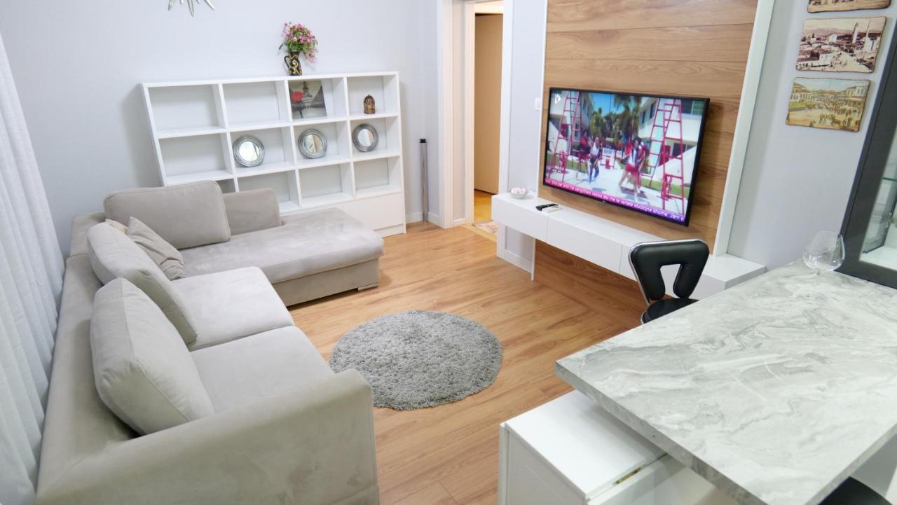 City Center Apartment Niko 04 Tiranë Luaran gambar