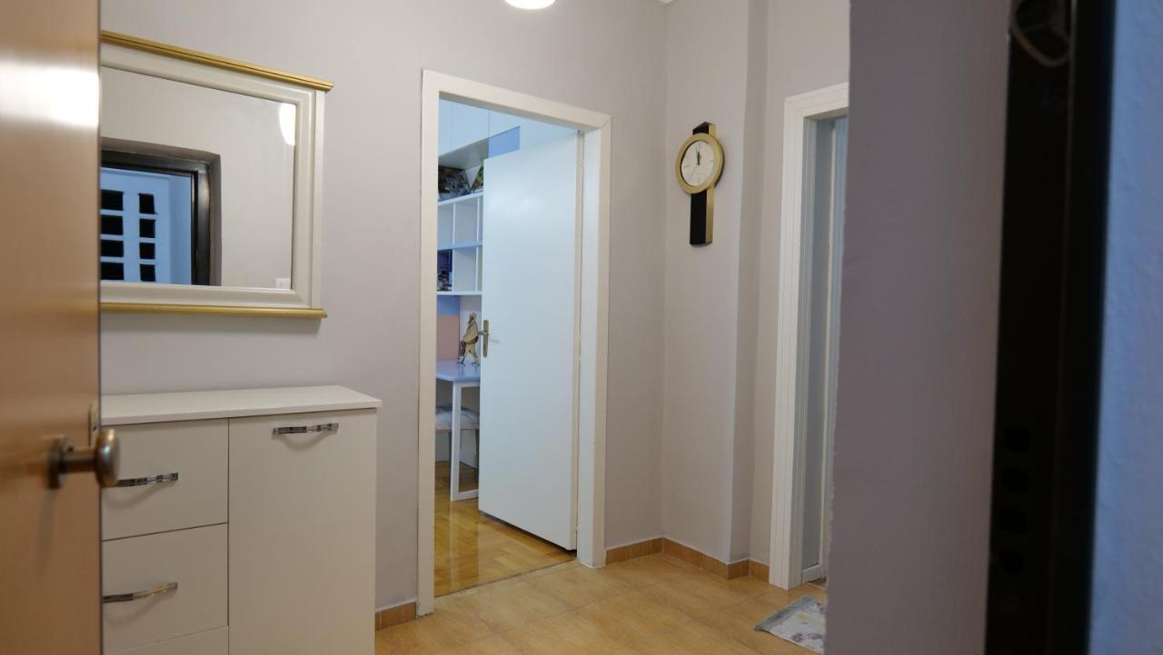 City Center Apartment Niko 04 Tiranë Luaran gambar