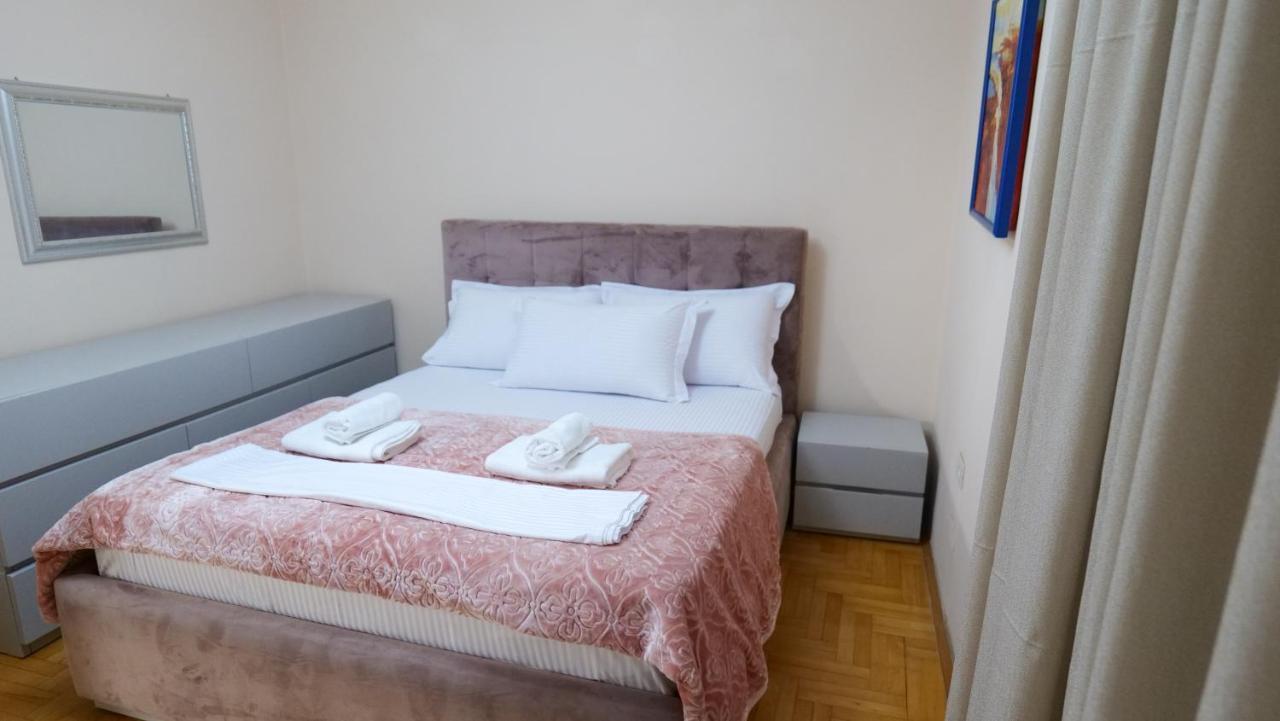 City Center Apartment Niko 04 Tiranë Luaran gambar