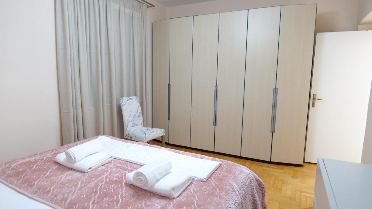 City Center Apartment Niko 04 Tiranë Luaran gambar