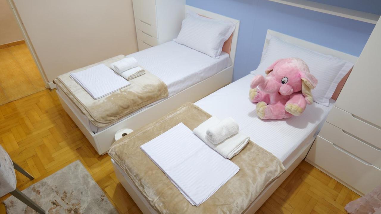 City Center Apartment Niko 04 Tiranë Luaran gambar