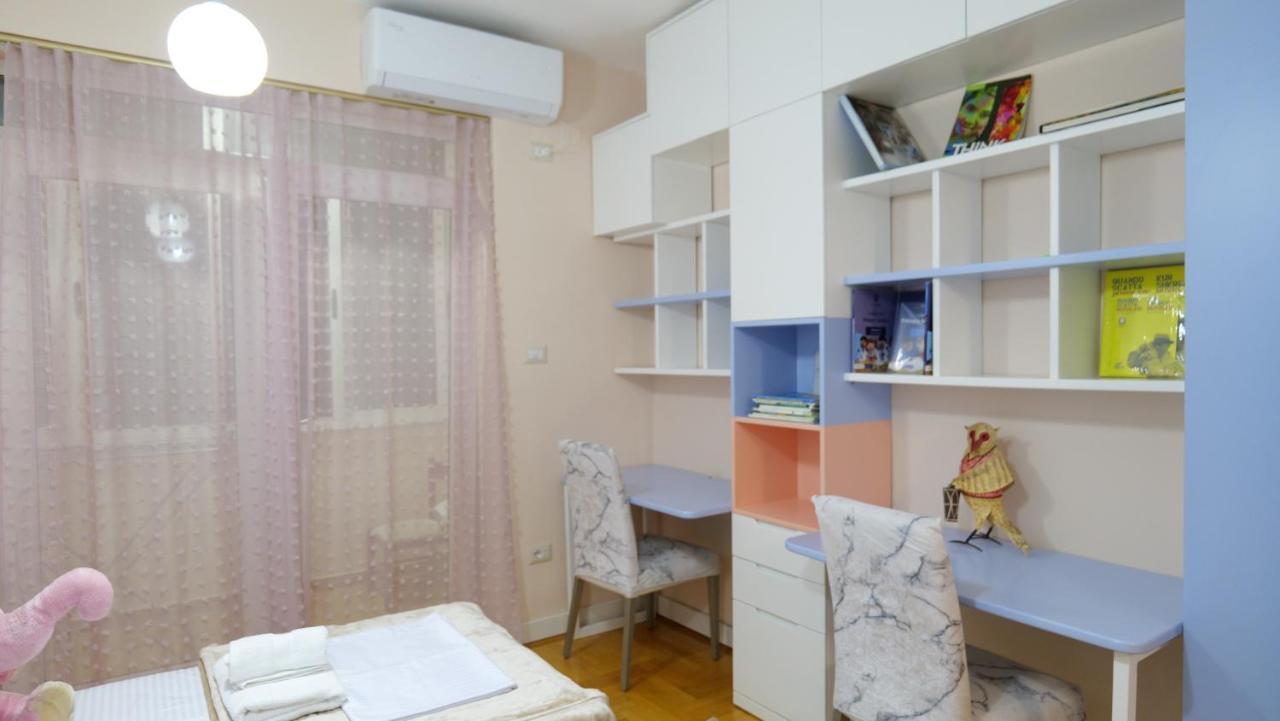 City Center Apartment Niko 04 Tiranë Luaran gambar